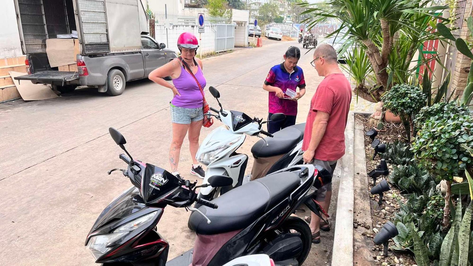 Tr Guesthouse Sukhothai Zewnętrze zdjęcie